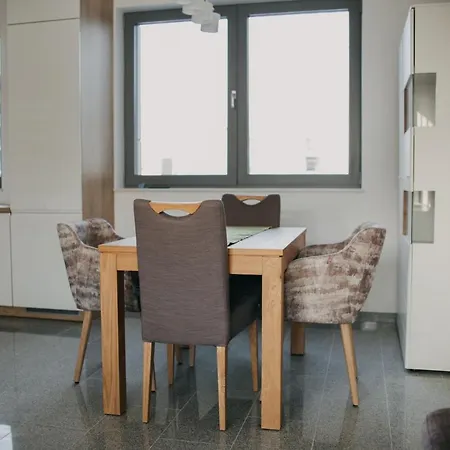 Plac Unii * גדינייה